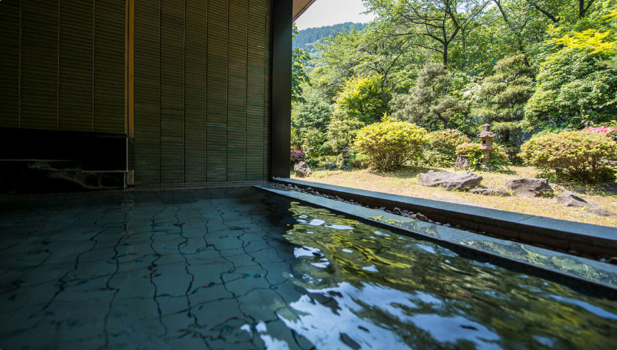 노천 온천 '세세라기'