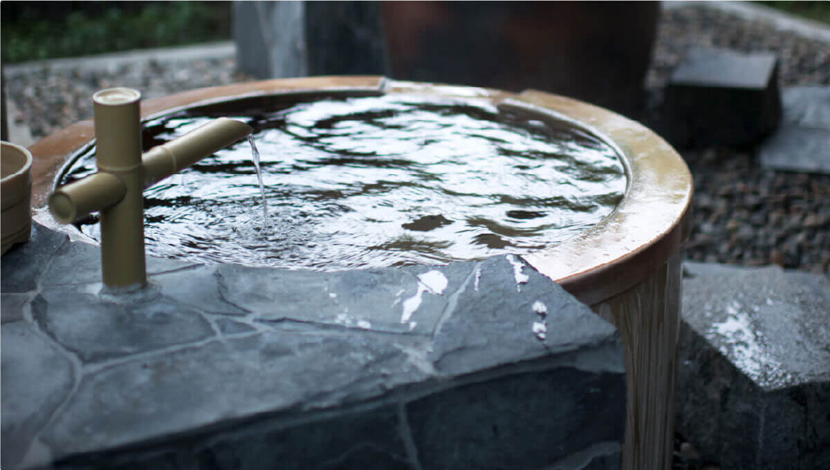 노천 온천 '리진'